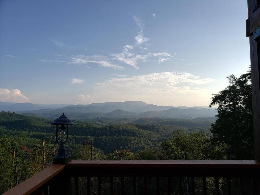 הוילה סביירוויל Yogi'S Den: Breathtaking Views! 3 Min To Dollywood, On 1 Acre! מראה חיצוני תמונה