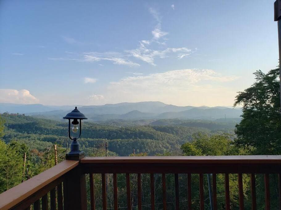 הוילה סביירוויל Yogi'S Den: Breathtaking Views! 3 Min To Dollywood, On 1 Acre! מראה חיצוני תמונה