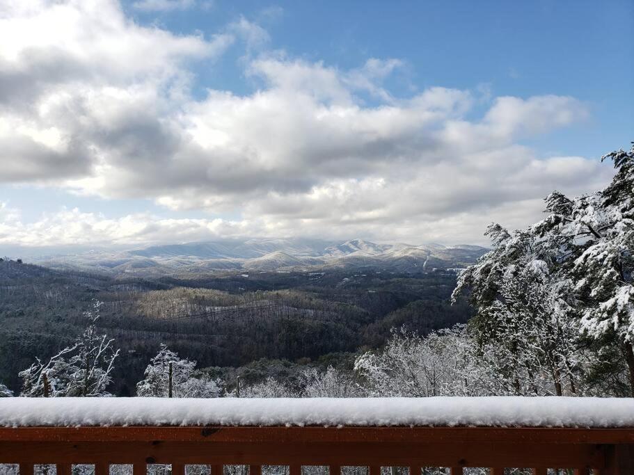 הוילה סביירוויל Yogi'S Den: Breathtaking Views! 3 Min To Dollywood, On 1 Acre! מראה חיצוני תמונה