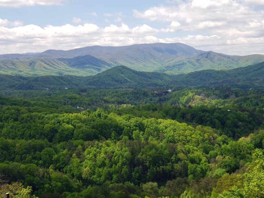 הוילה סביירוויל Yogi'S Den: Breathtaking Views! 3 Min To Dollywood, On 1 Acre! מראה חיצוני תמונה