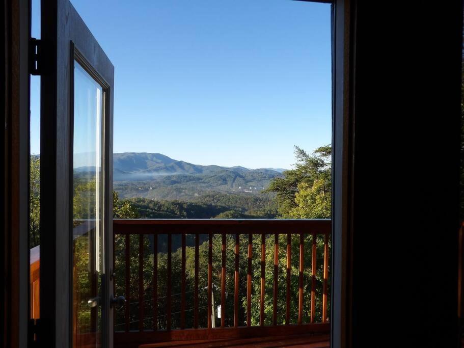 הוילה סביירוויל Yogi'S Den: Breathtaking Views! 3 Min To Dollywood, On 1 Acre! מראה חיצוני תמונה