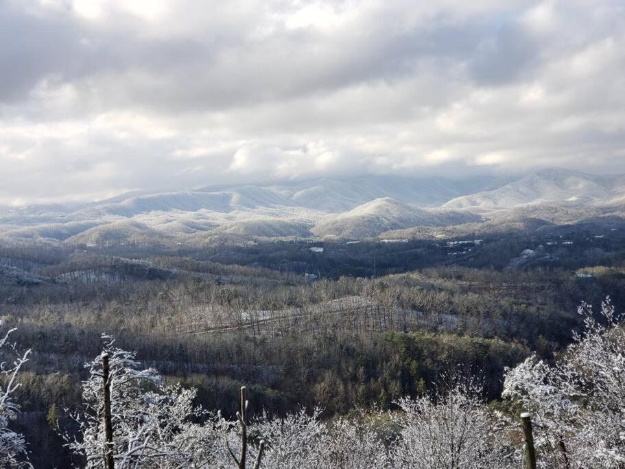הוילה סביירוויל Yogi'S Den: Breathtaking Views! 3 Min To Dollywood, On 1 Acre! מראה חיצוני תמונה